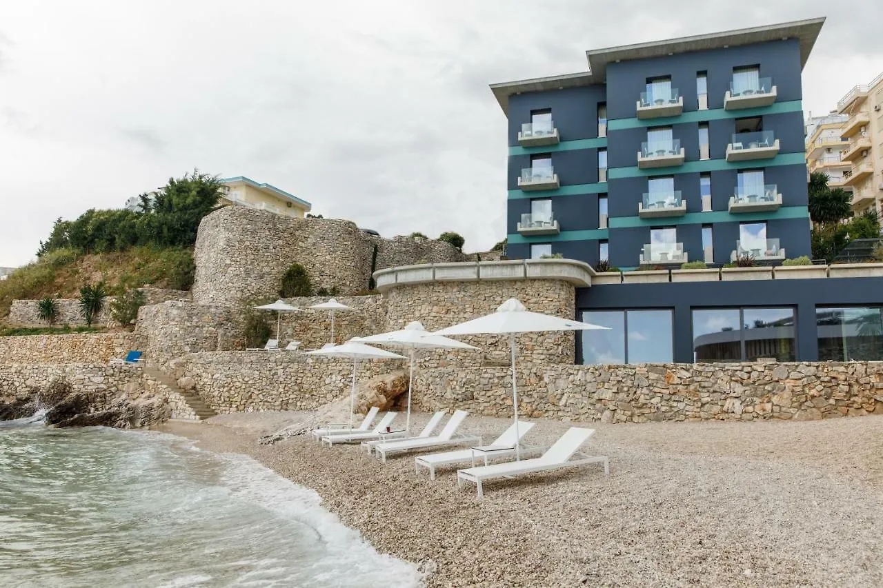 Buze Boutique Hotel Sarandë 4*,  Albanië