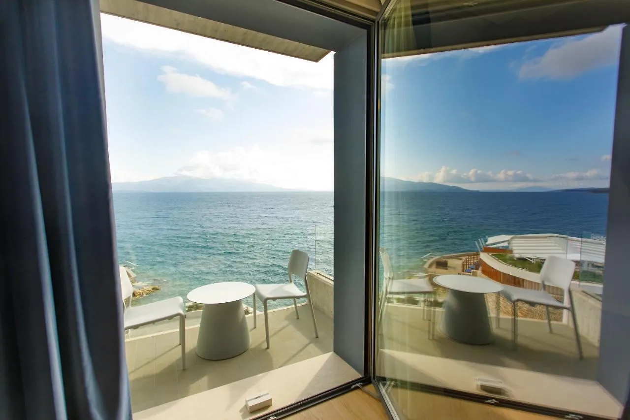 Buze Boutique Hotel Sarandë
